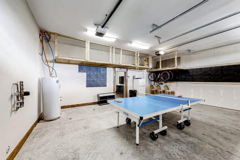 Norris Lake Getaway Sleep 10 Views Deck Boat Slip House in Norris Lake