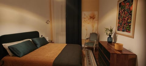 Artist Apartment Napoli center ampio ed elegante Apartment in Naples