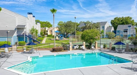 Modern 1BR with Premium Finishes Apartment in Longwood