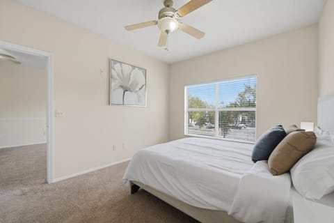 Upscale 1BR Apartment Home Apartment in Longwood