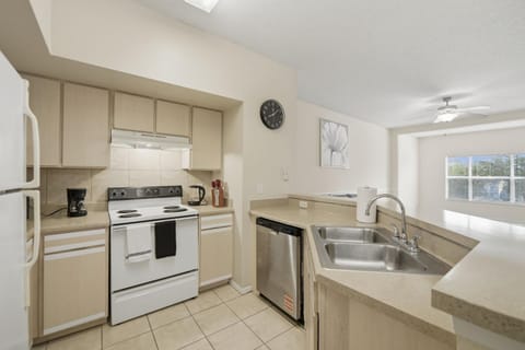 Upscale 1BR Apartment Home Apartment in Longwood