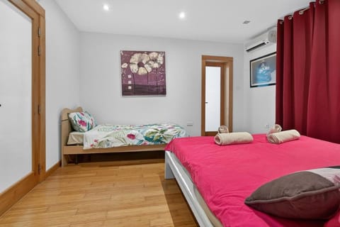 Luxury apt 110m from the sea, Balluta Bay, Sliema Apartment in Sliema