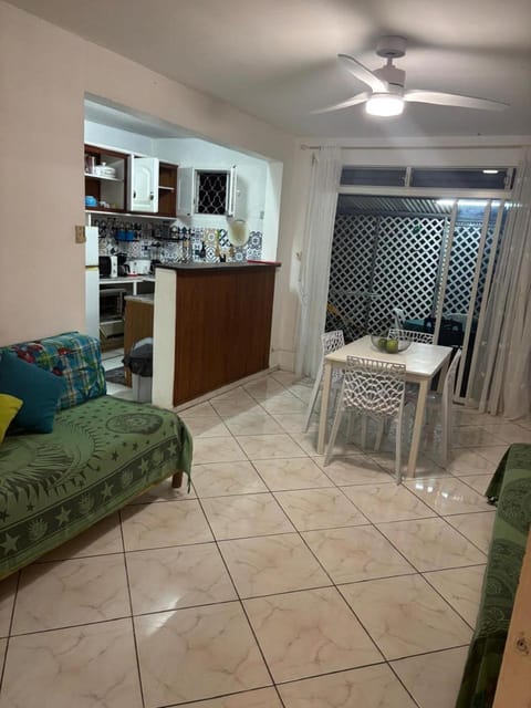 Domaine de locastel Bed and Breakfast in Les Abymes