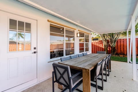 Luxury Equestrian Home Golf Cart to WEF House in Wellington