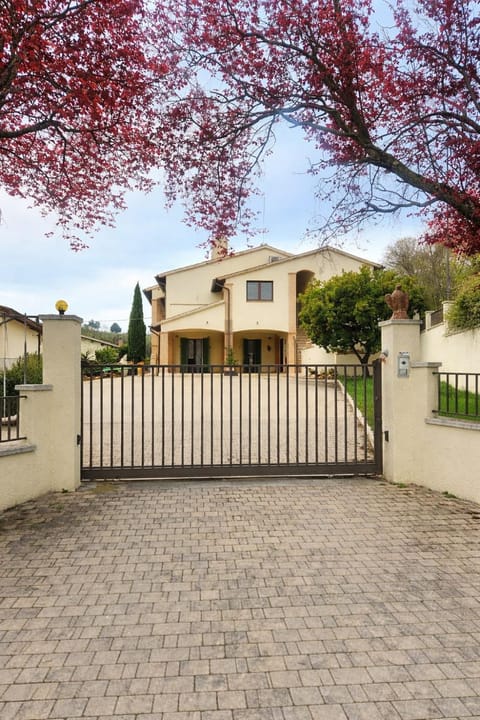 Property building, Garden, Garden view