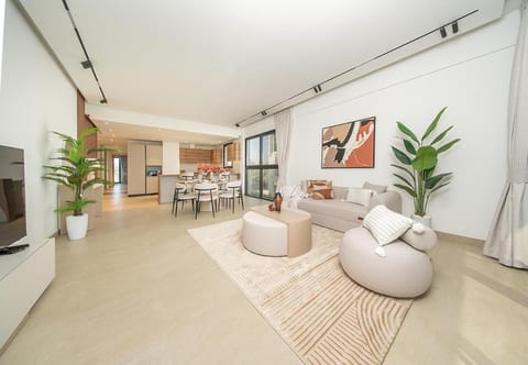 Luxury 3BR with Golf & Lake Views Apartment in Ajman