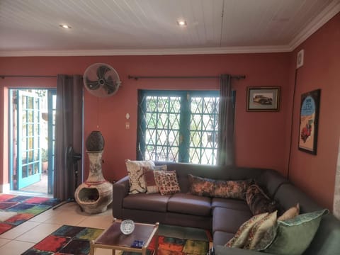 Squeaky Gate Apartment in Franschhoek
