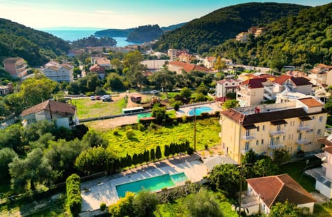 Property building, Spring, Natural landscape, Garden, City view, Mountain view, Pool view, Swimming pool