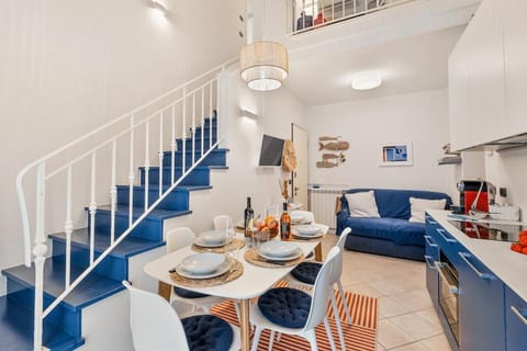 Blue Apartment near the sea Apartment in Viareggio