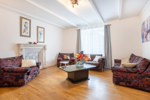 Property building, Living room