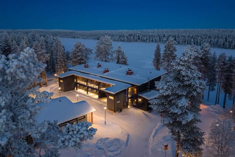 Property building, Natural landscape, Winter