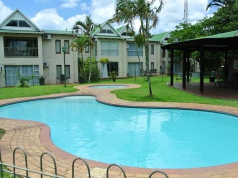 Property building, Garden view, Swimming pool
