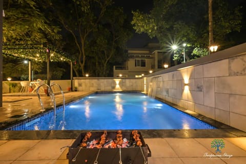 Pool view, Swimming pool