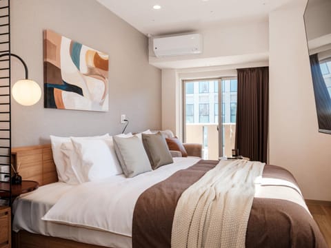 Bed, Bedroom, air conditioner
