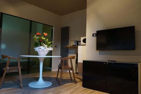 TV and multimedia, Dining area, Evening entertainment