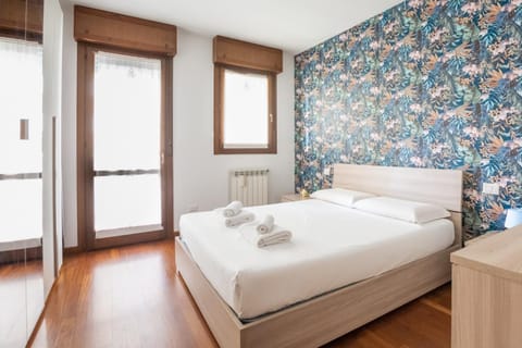 Bed, Bedroom, wardrobe