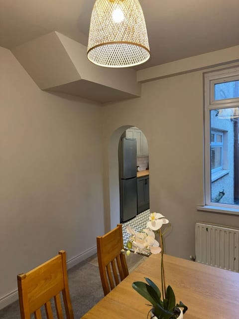 Central and Stylish Belfast City Home House in Belfast