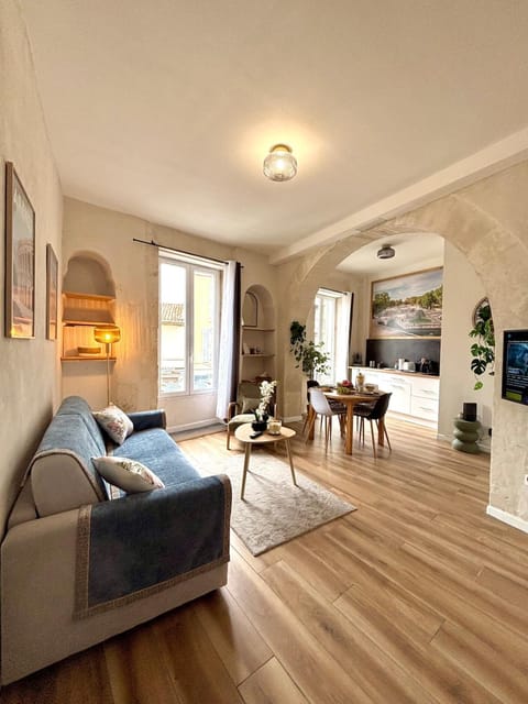TV and multimedia, Kitchen or kitchenette, Living room