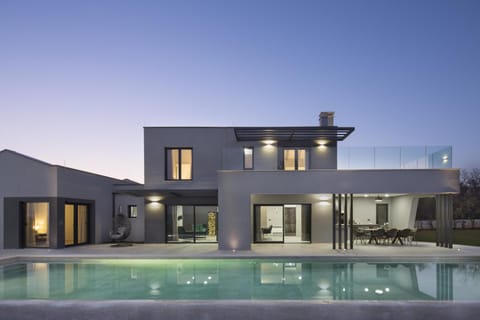 Property building, Facade/entrance, Off site