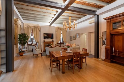 VeronaVera Seraphim - Prestige Luxury Residence Apartment in Verona