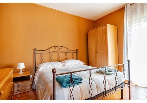 Bed, Photo of the whole room, Bedroom, towels, wardrobe
