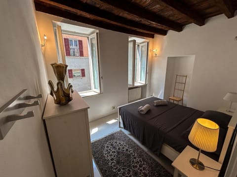 Bed, Living room, Photo of the whole room, Seating area, Bedroom, towels