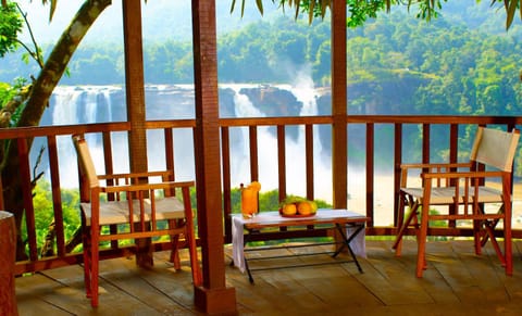 Balcony/Terrace, Landmark view, Mountain view, River view