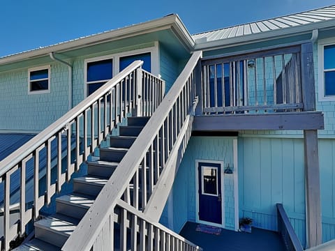 Morning Glory by Distinctive Beach Rentals House in Crescent Beach