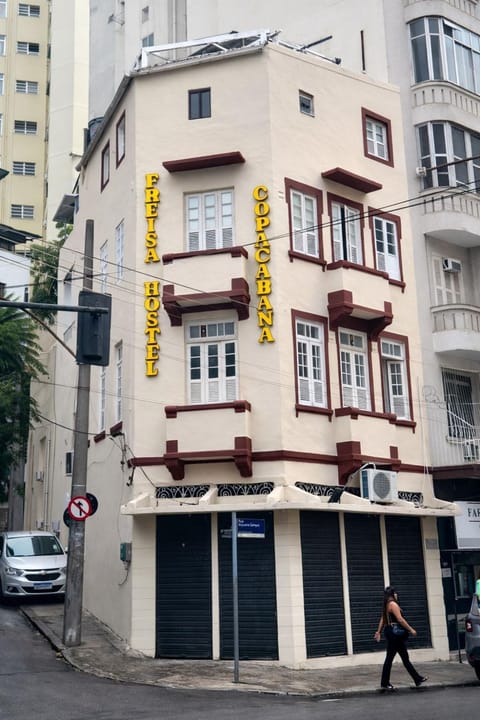 Property building, Neighbourhood, Street view, Location