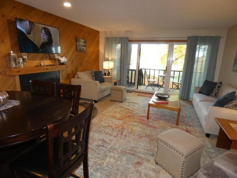 Courtside Condo at Summit Apartment in Michigan