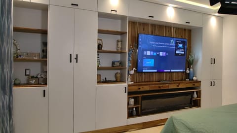 TV and multimedia, Bedroom