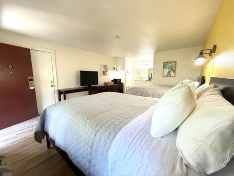 Eureka Vibes Walk to Downtown Trolley Apartment in Eureka Springs