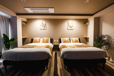 Bed, Photo of the whole room, Bedroom, air conditioner