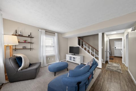 Charming Auburn Retreat 10 Min to AU & Downtown House in Auburn