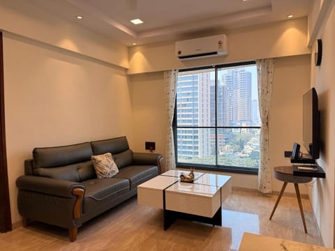 TV and multimedia, Living room, Seating area, air conditioner