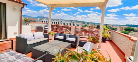 Patio, Day, View (from property/room), Balcony/Terrace