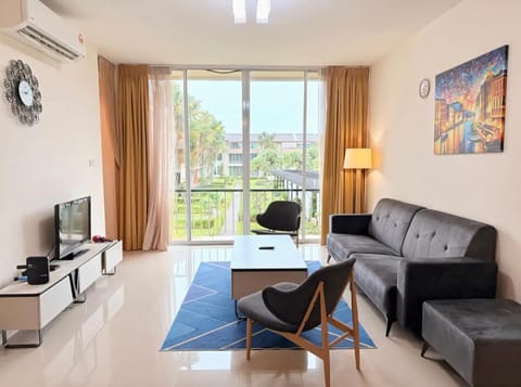 TV and multimedia, Living room, hair dryier, internet, air conditioner