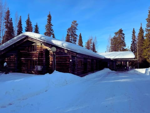 Property building, Day, Winter