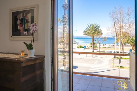 View (from property/room), Balcony/Terrace, Sea view
