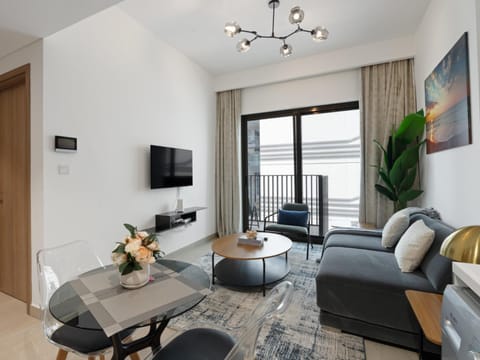 Solace Stay 1BR In Al Furjan 24 Apartment in Dubai