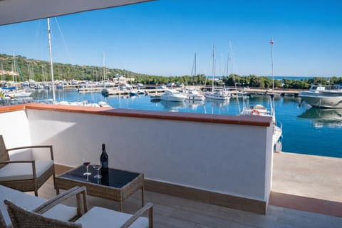 View (from property/room), Balcony/Terrace, Seating area, Sea view