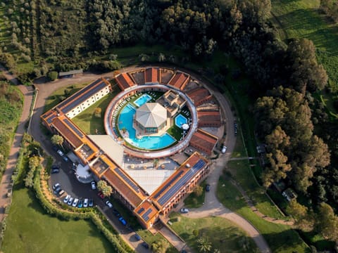 Property building, Swimming pool