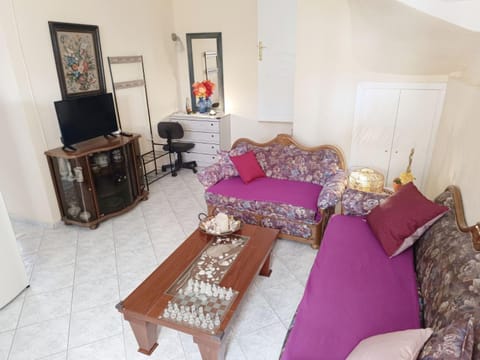 Relaxing Stay in a Cozy House with Garden Apartment in Halkidiki