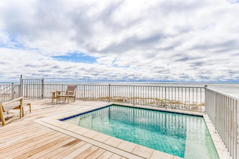 Luxurious Gulf-front home w private plunge pool steps from the beach House in Orange Beach