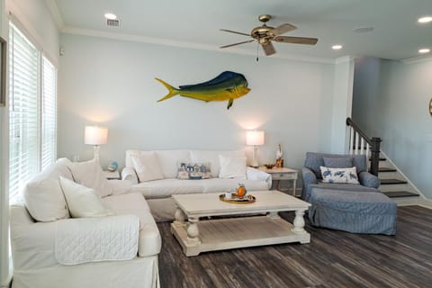 Waterfront home with kayaks private grill and boat dock House in Dauphin Island