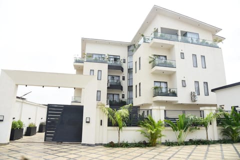Property building, Bowling, Bowling, Cycling