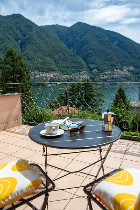 Villa Dolce Lake Views Outdoor Terrace Dining Villa in Laglio