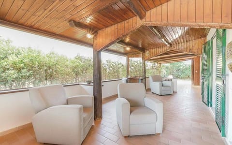 Villa Cambretta con giardino, posto auto e a due passi dal mare Villa in Giannella