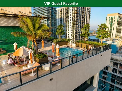 Property building, Balcony/Terrace, Lounge or bar, Spa and wellness centre/facilities, Evening entertainment