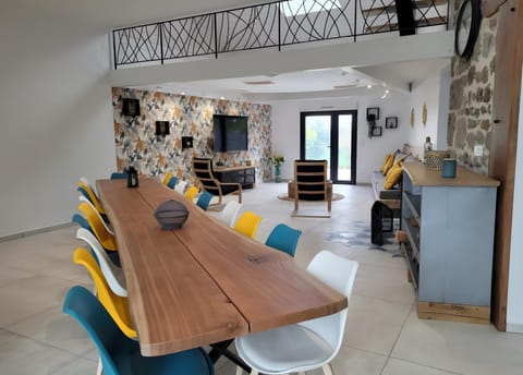 Property building, Living room